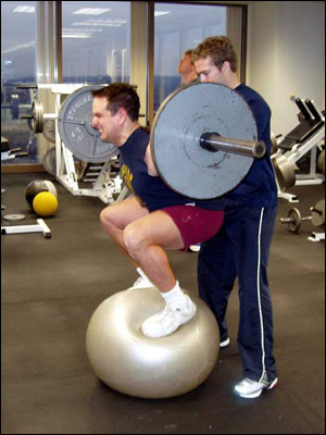 [Image: stability-ball-squat.jpg]